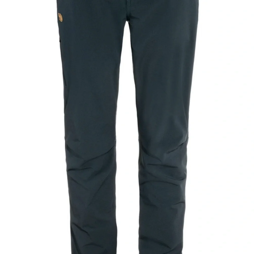 Fjallraven Abisko Winter Stretch Pants in Dark Navy US 6 - Picture 6 of 9
